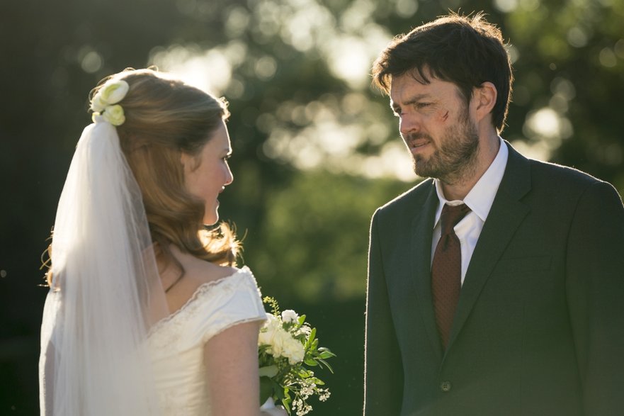 Tom Burke w serialu "Cormoran Strike: Zabójcza biel"