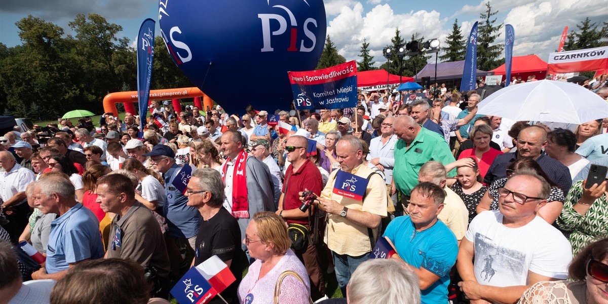 W tłumie, który przybył na spotkanie z Jarosławem Kaczyńskim doszło do przepychanek.