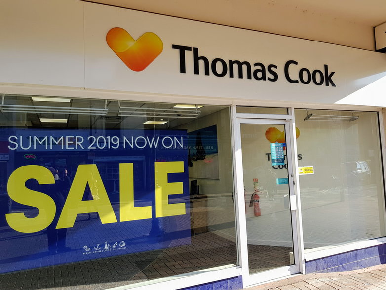 Zamknięte biuro firmy Thomas Cook