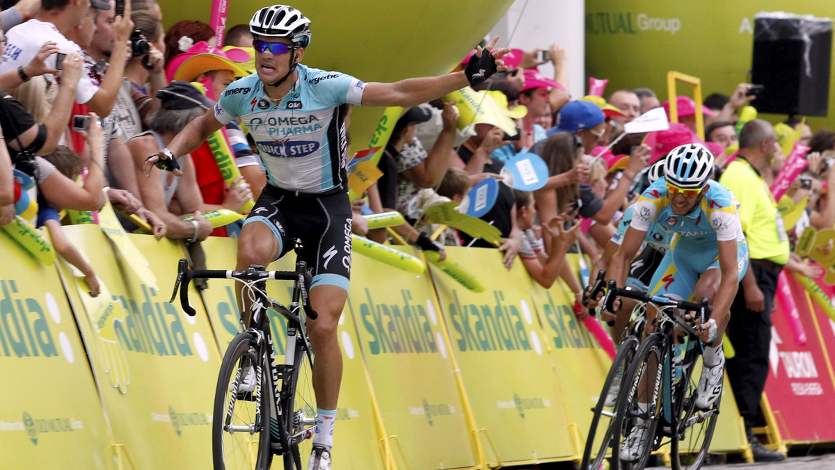 Zdenek Stybar z grupy Omega Pharma-Quickstep wygrał trzeci etap Tour de Pologne z Kędzierzyna-Koźla do Cieszyna (201,7 km). Na trudnej pętli w granicznym mieście Czech skutecznie finiszował po kostce brukowej przed - w dużej części - własną publicznością. Koszulkę lidera obronił Moreno Moser z grupy Liquigas-Cannondale.