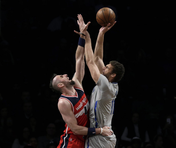 Liga NBA: Wizards wygrali z Brooklyn Nets. Gortat z double-double