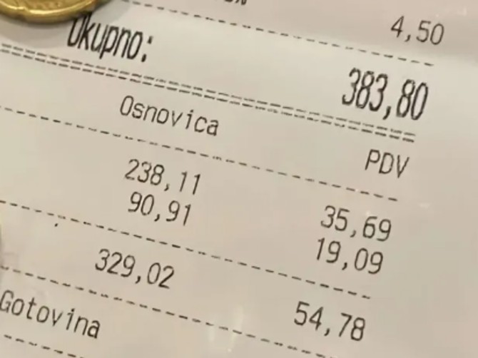 Konobar u Herceg Novom ogorčen zbog bakšiša na račun od 383 evra