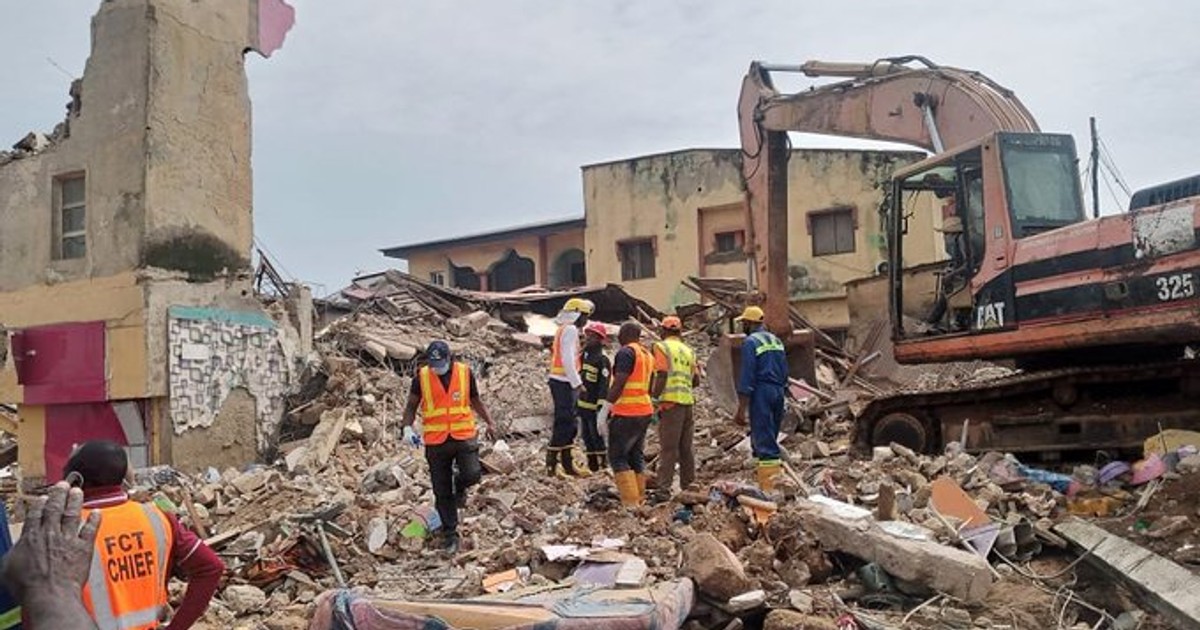 3 dead, 2 injured in 3-storey building collapse in Kano - NEMA confirms - Vimarsana News