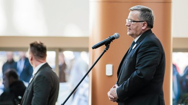 Politolodzy: Bronisław Komorowski może stracić na nieobecności