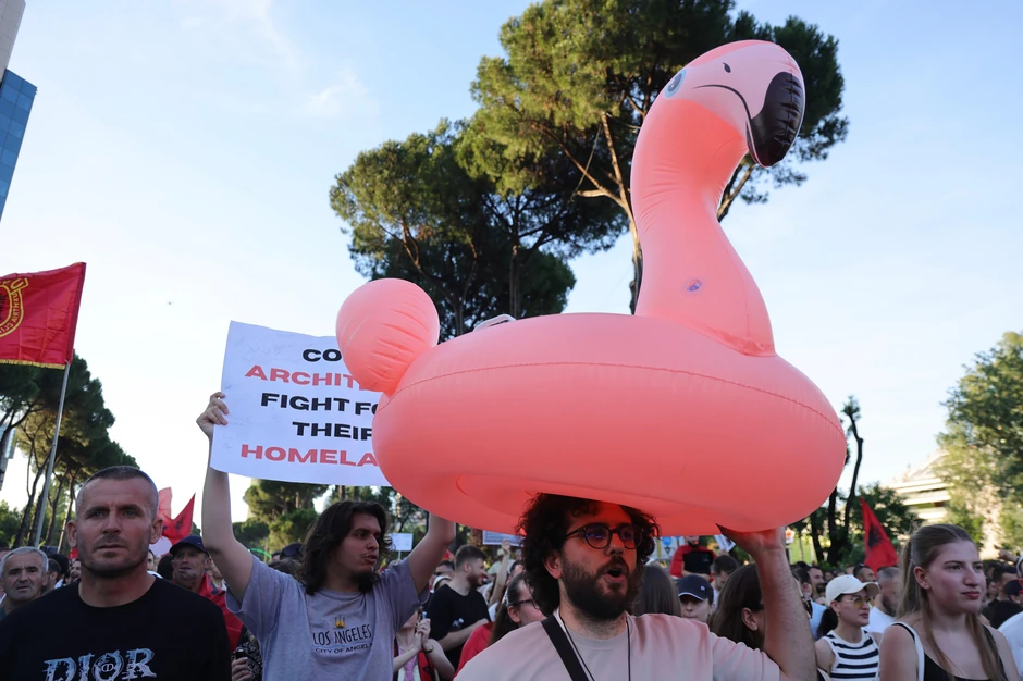 Protest u Tirani, Albanija