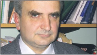 Jak przyjąć do pracy w gminie doradcę lub asystenta