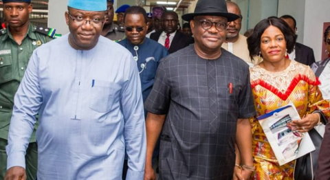 Ekiti state Governor Fayemi (L) and Rivers Governor Wike (R) (TheCable)