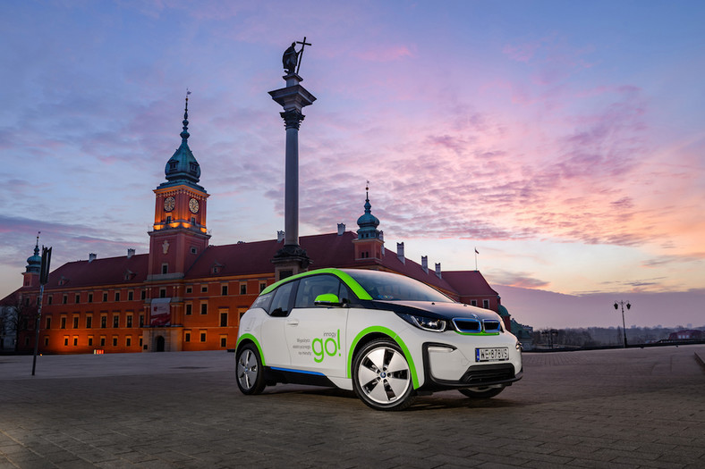 500 elektrycznych BMW i3 do wynajęcia w Warszawie