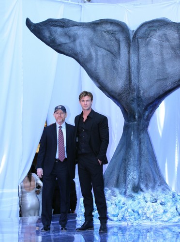 Chris Hemsworth i reżyser Ron Howard