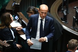 KO też będzie walczyć o reparacje. Budka stawia kluczowy warunek