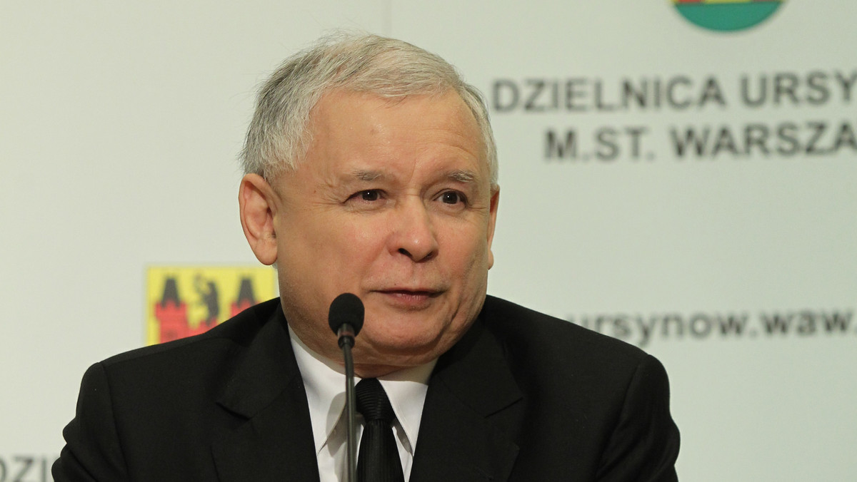 - Musimy bez żadnych wątpliwości ustalić, czy doszło do zamachu - mówi Jarosław Kaczyński w wywiadzie dla "Gazety Polskiej". Prezes PiS pytany o to, czy źródło zamachu mogło być w Polsce odpowiada: "uczciwe śledztwo powinno uwzględniać również taką wersję zdarzeń, bo tak też mogło być". Fragmenty jego wypowiedzi przytacza poniedziałkowa "Gazeta Polska Codziennie".