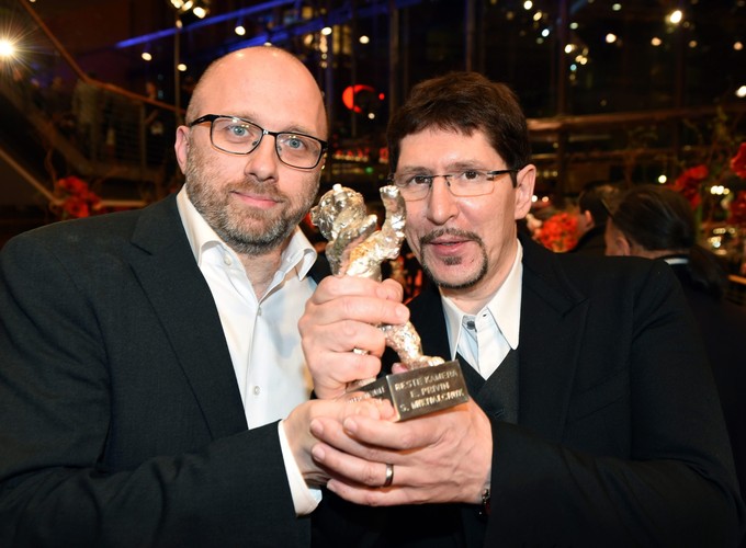 Artem Vasiliev i Andrey Saveliev z nagrodą dla filmu 'Pod elektrycznymi chmurami'