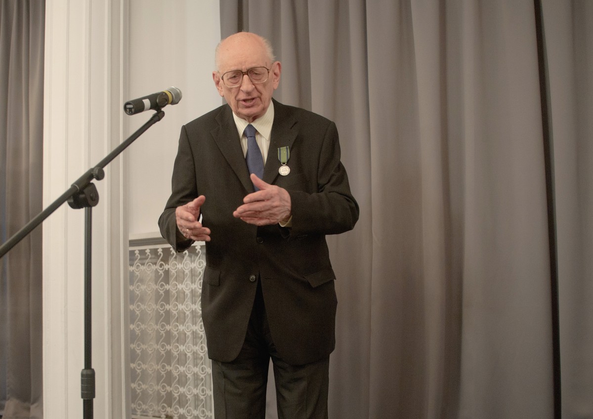 Władysław Bartoszewski