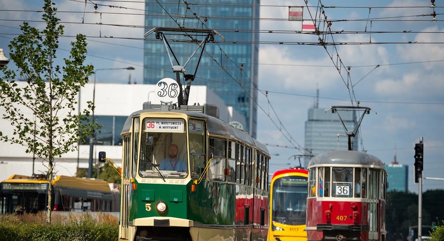 Składy linii turystycznej 36 kursowały przez całe wakacje, wożąc pasażerów m.in. po Żoliborzu.