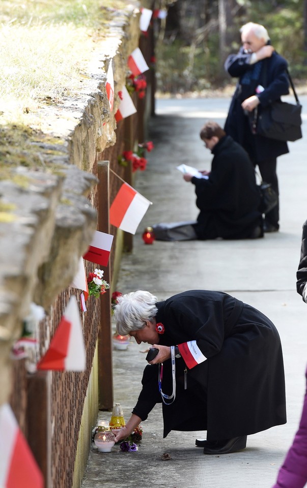 ROSJA KATYŃ 75. ROCZNICA ZBRODNI KATYŃSKIEJ (Polski Cmentarz Wojenny w Katyniu)