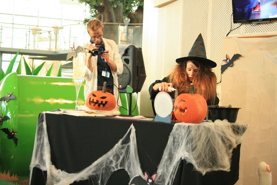 Halloweenowe szaleństwa w Centrum Nauki EXPERYMENT