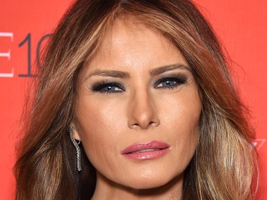 Mi a fene történik Melania Trump hajszínével?