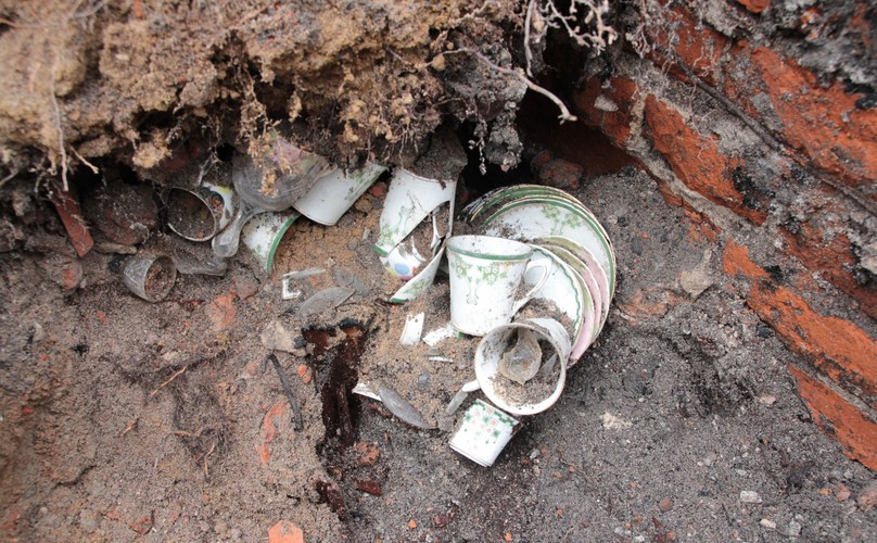 'SKARBY' WYKOPANE PRZY UL. WIEJSKIEJ, OBOK SEJMU