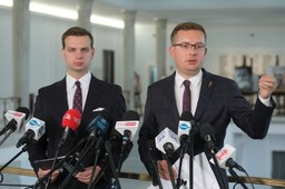 Konfederacja chce kontroli NIK w resorcie zdrowia ws. kampanii "Szczepimy się"