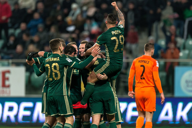 Ekstraklasa: Śląsk wygrał derby po golu w ostatniej akcji meczu