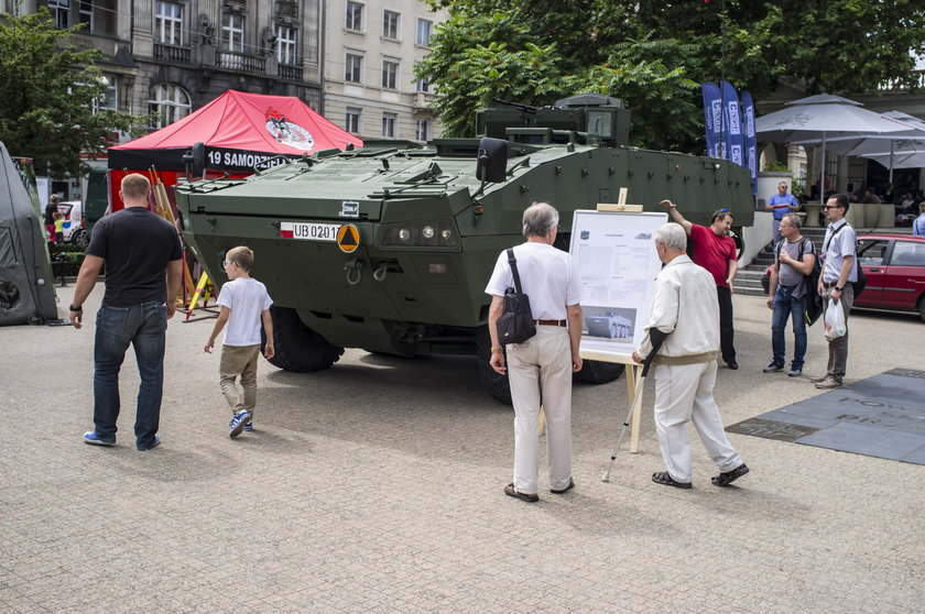 Piknik NATO przyciągnął wielu poznaniaków