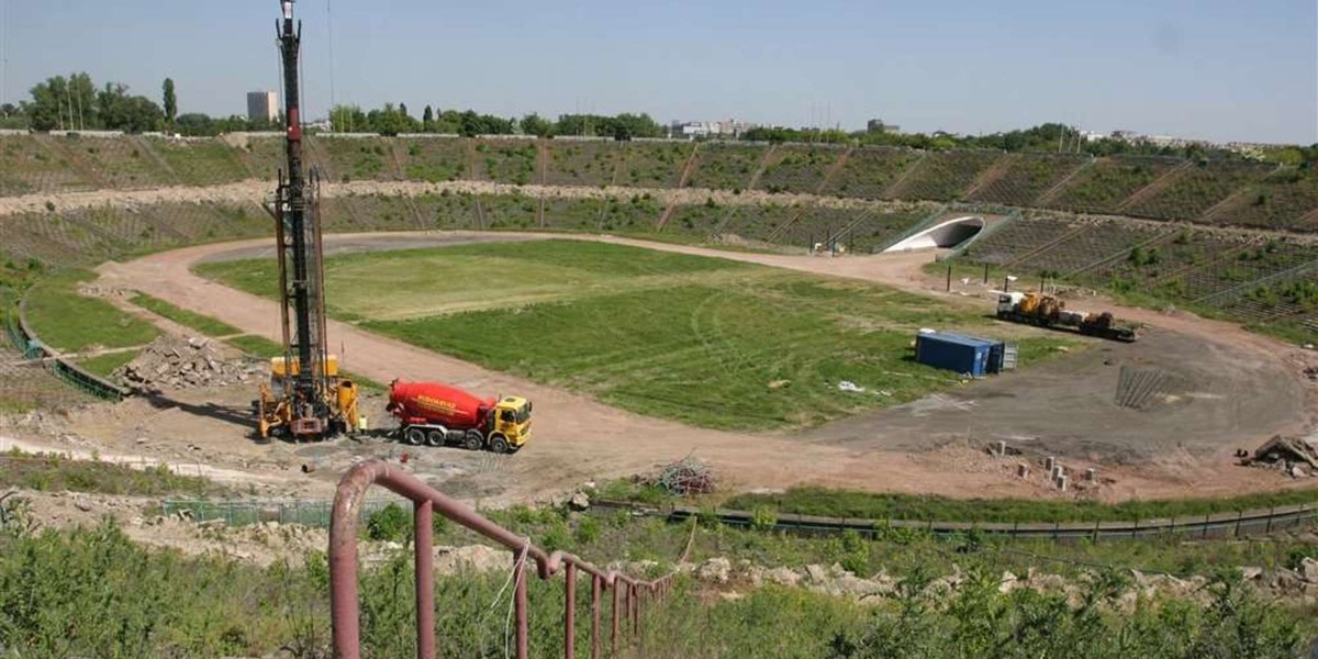 Wybuchowe pożegnanie stadionu X-lecia