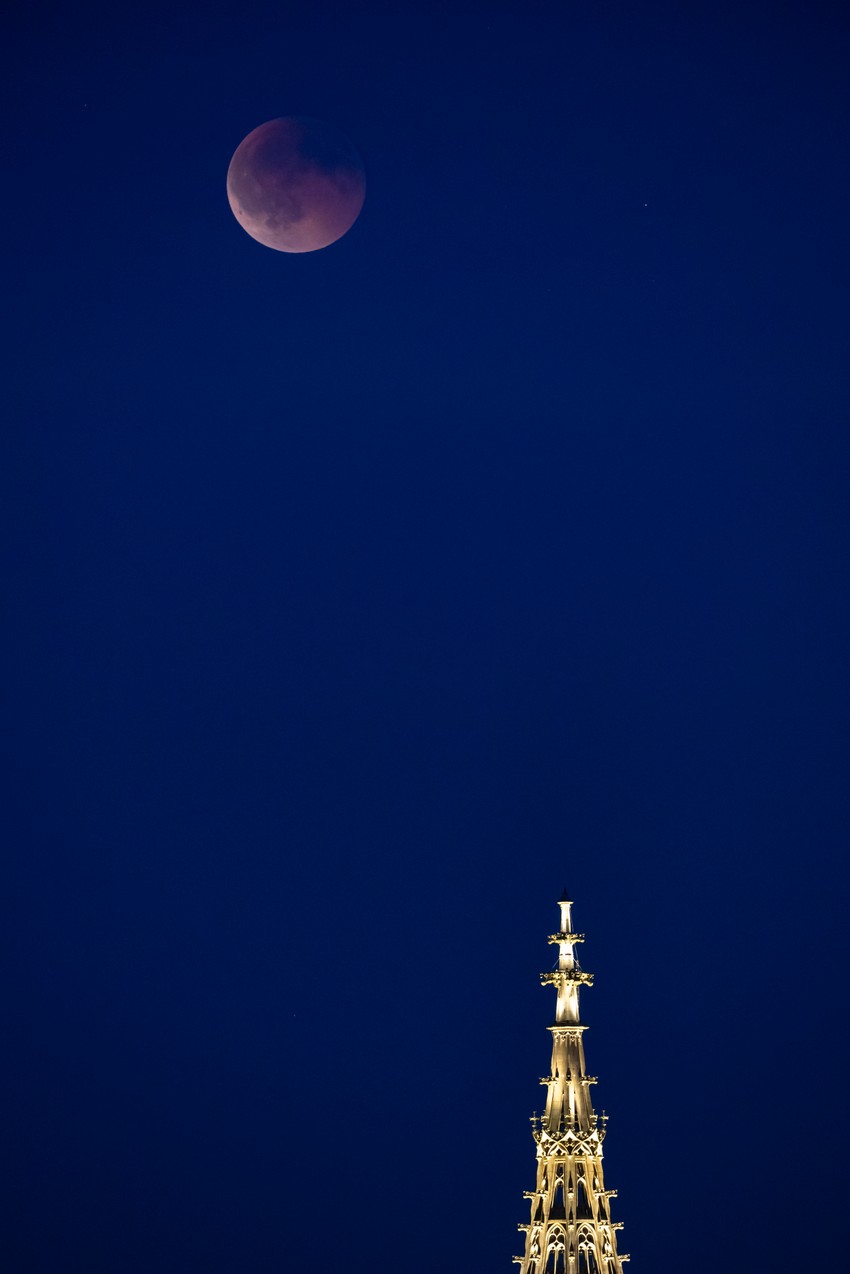 Pomračenje Meseca - Bern, Švajcarska