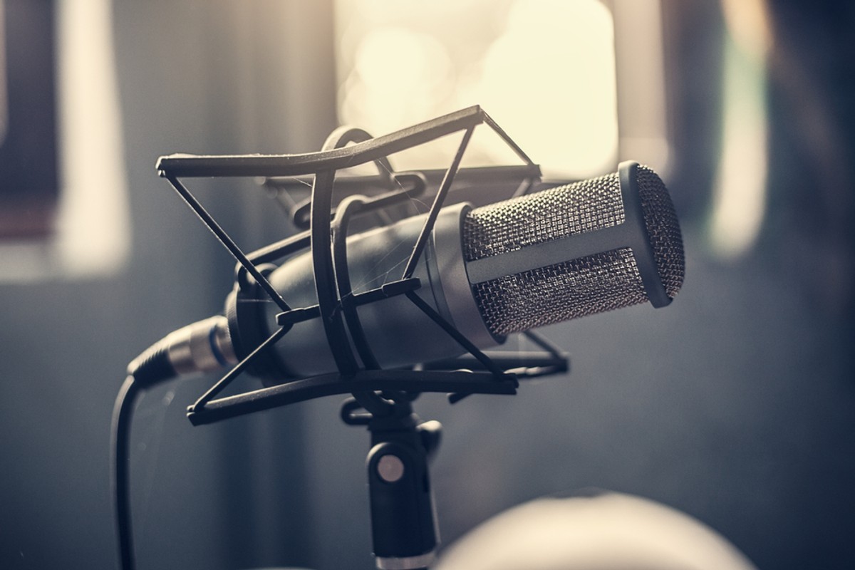 mikrofon radiowy