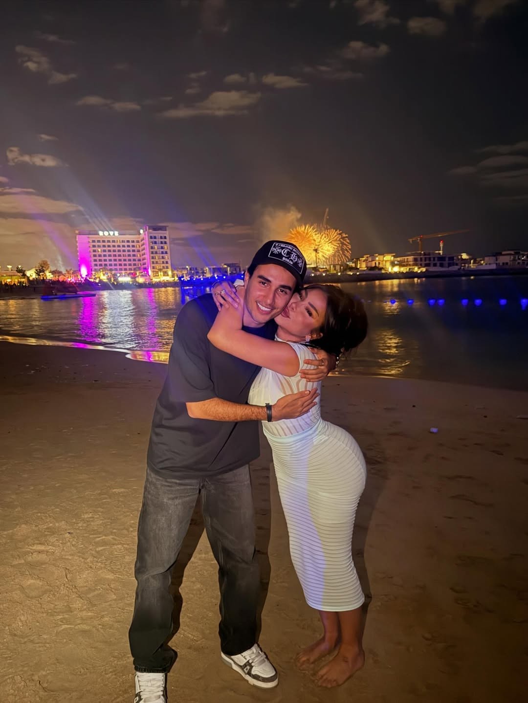 Francúzsku influencerku Maevu Ghennam zatkli v Dubaji kvôli jedinému videu. 