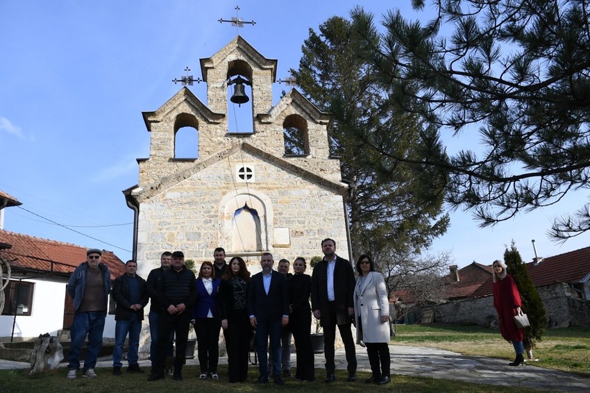 Srpska lista u Velikoj Hoči i Orahovcu