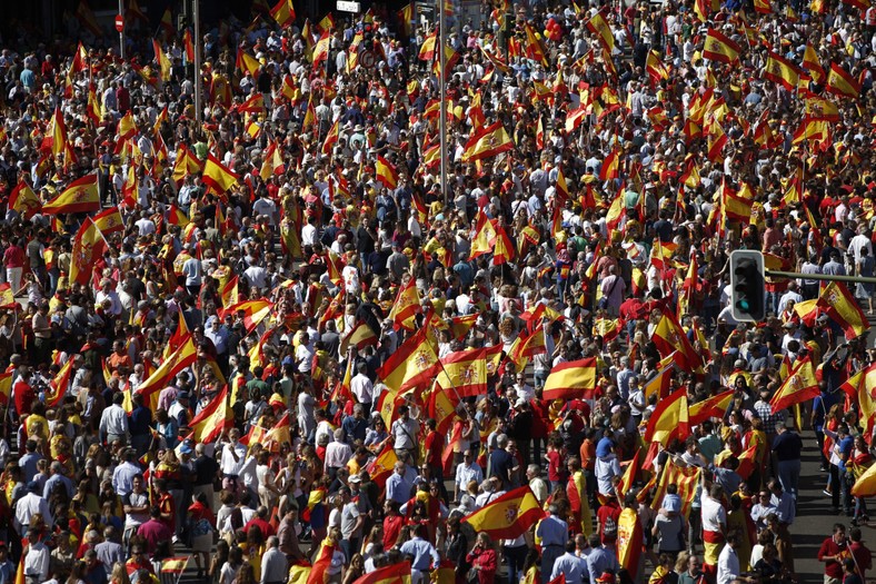 Manifestanci na Plaza de Colon