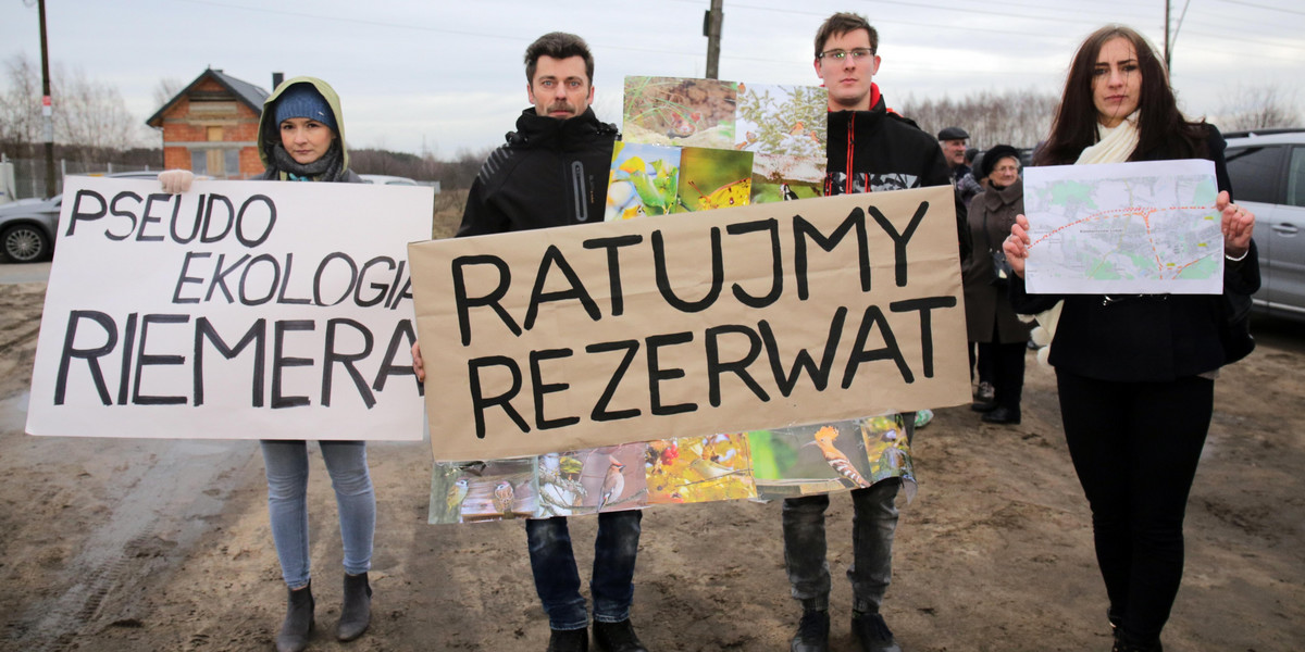 Protest w Łodzi i Konstantynowie. Nie chcemy takiej kolei z CPK