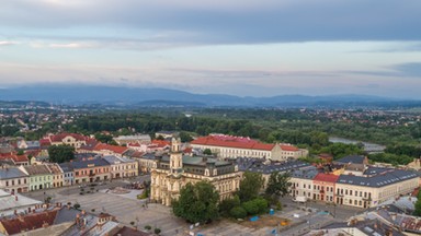 Nowy Sącz. Zwykłe polskie miasto zagłębiem milionerów