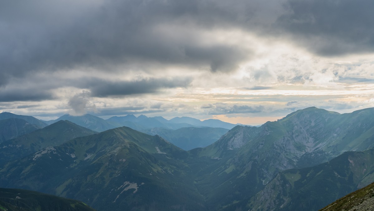 Śnieg w polskich górach. Zima w Tatrach i Beskidach