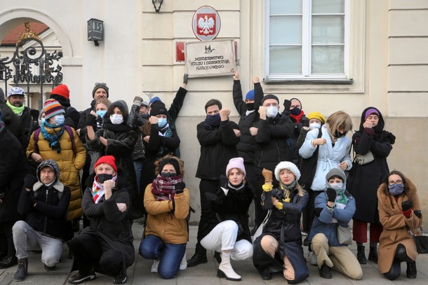 Protest środowisk artystycznych w obronie Zachęty.