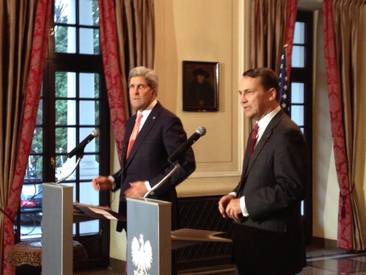 Radosław Sikorski i John Kerry na konferencji prasowej