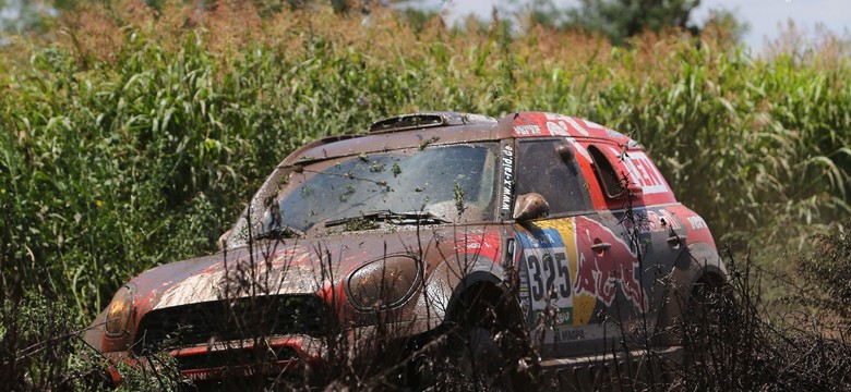 Rajd Dakar: Sonik na podium na 3. etapie. Małysz 16. na mecie