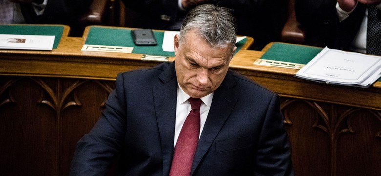 "Wyłania się nowy porządek świata". Orban uderza w Zachód