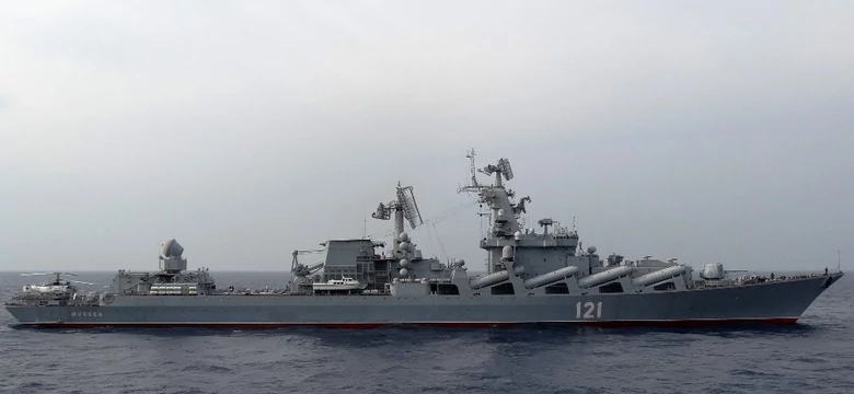 Na krążowniku "Moskwa" zginęło co najmniej 37 marynarzy. Rodziny szukają informacji o zaginionych