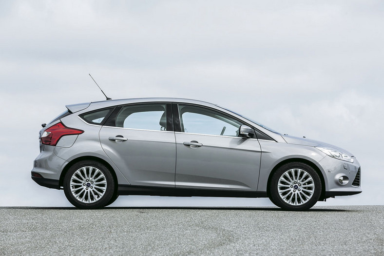 Ford Focus 1.0 EcoBoost Titanium - Na trzech garach po 6-kę