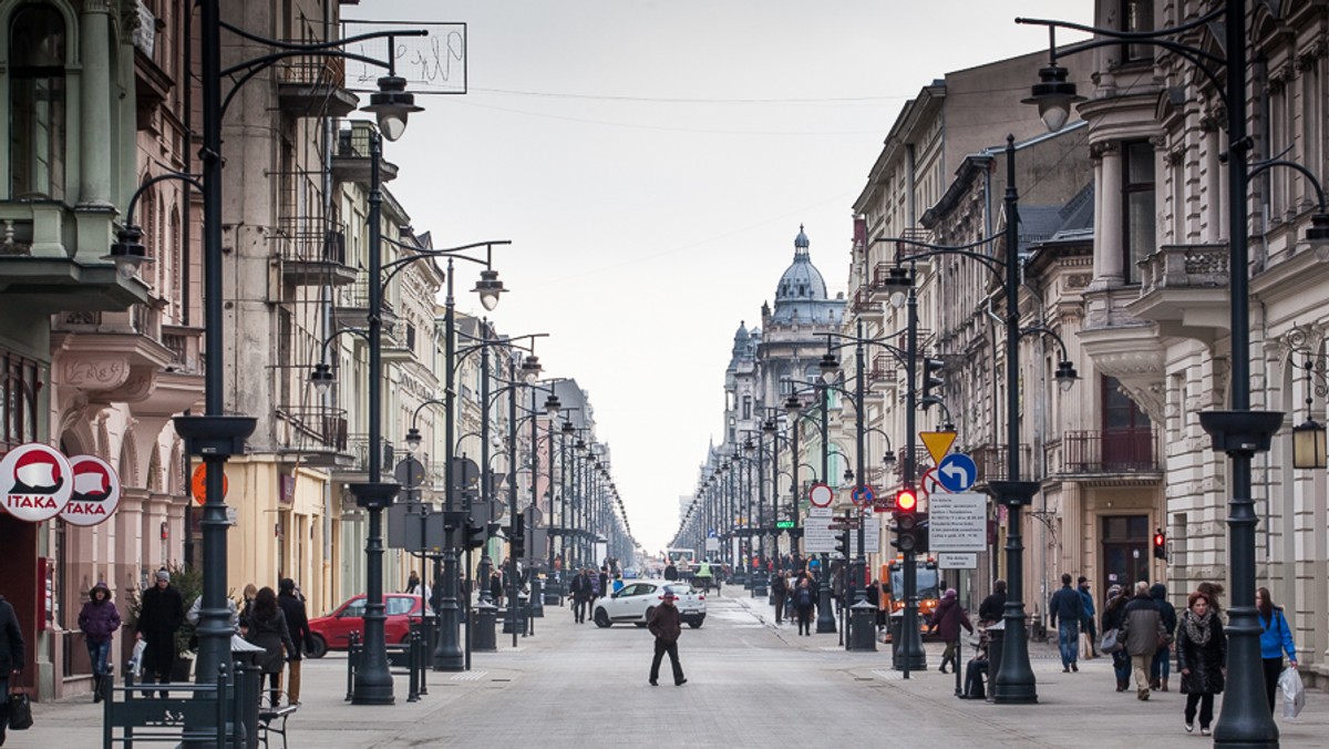 Miasto Łódź zarezerwowało 500 tys. zł na organizację pobytu ok. 10 tys. pielgrzymów, którzy odwiedzą je w drodze na główne obchody ŚDM w Krakowie. Większość z nich to uczestnicy Festiwalu "Paradise in the City", organizowanego przez Wspólnotę Chemin Neuf.