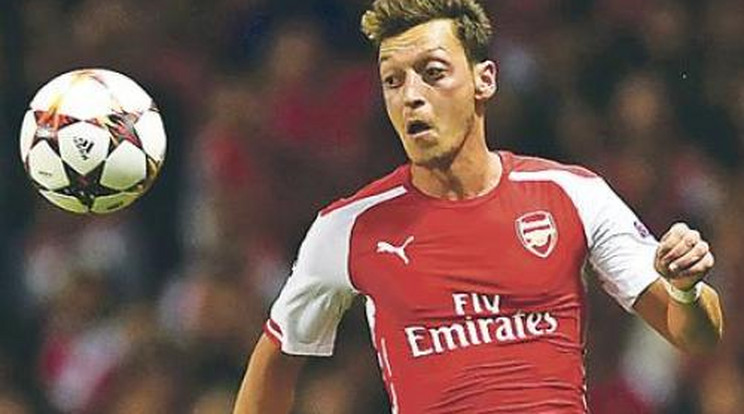 Mesut Özil elmenekül a Bayernhez?