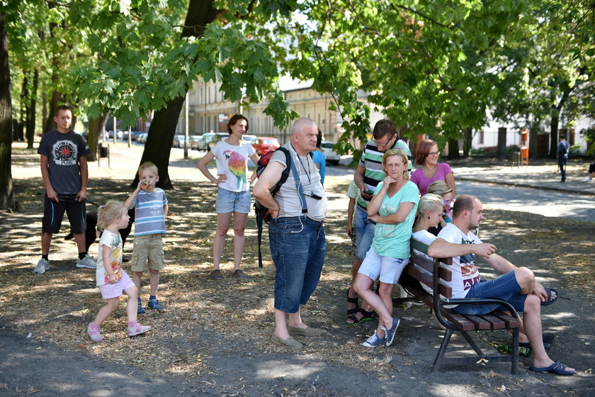 Zawalił się strop w klatce schodowej kamienicy przy Targowej 47