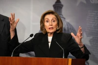 Nancy Pelosi rozpoczyna wojnę w Partii Demokratycznej. Na razie przegrywa