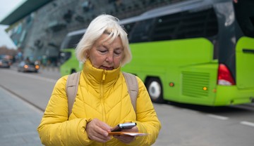 Najwcześniejszy objaw alzheimera. Pojawia się dekady przed wszystkimi innymi