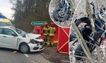 Tragiczny wypadek na Pomorzu. Motocykl zderzył się z osobówką. Nie żyje jedna osoba