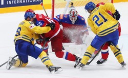 MŚ w hokeju na lodzie: Znamy wszystkich ćwierćfinalistów. Finlandia z kompletem zwycięstw, Rosja się rozkręca