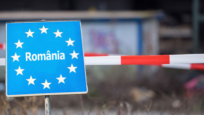 Szijjártó: szerdától nem kell karanténba vonulniuk a Romániából érkezőknek