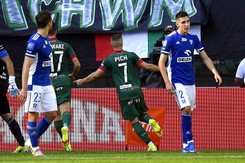 Pich wykorzystał dwie 'jedenastki'. Śląsk goni Lecha [WIDEO]