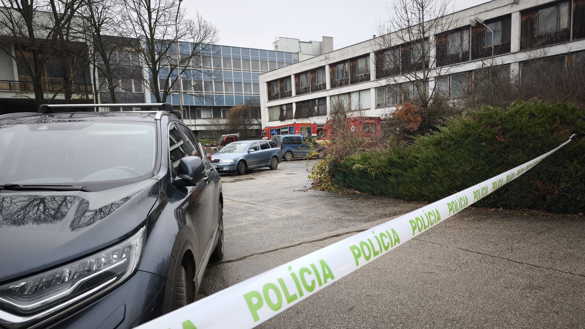 V obci Lužianky našli v priestoroch potravinárskeho výskumného ústavu neznáme látky označené ako vysoko výbušná kyselina pikrová. 